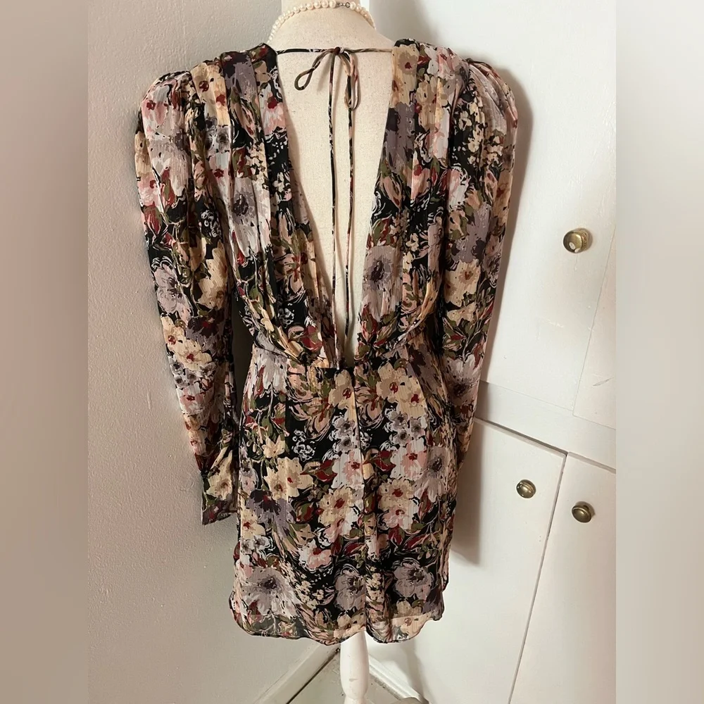 ASTR The Label, Floral Long Sleeve Dress - Picture 11 of 17